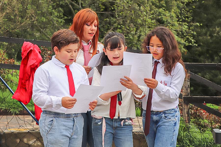 El valor de la educación trilingüe en un colegio personalizado Los beneficios de un entorno educativo que fomenta el dominio de tres idiomas y la apertura cultural